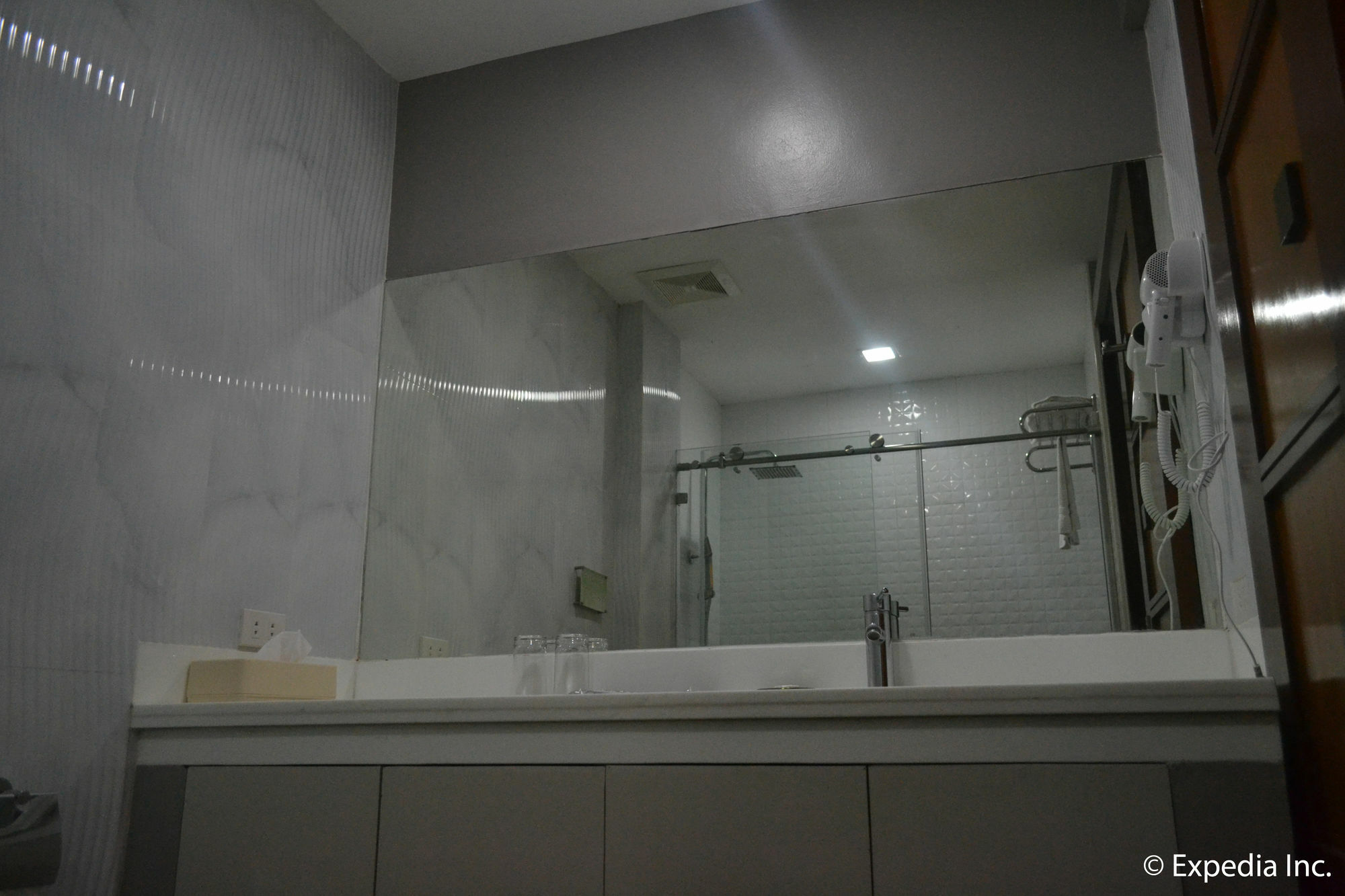 Nao Hotel Tagaytay City Extérieur photo