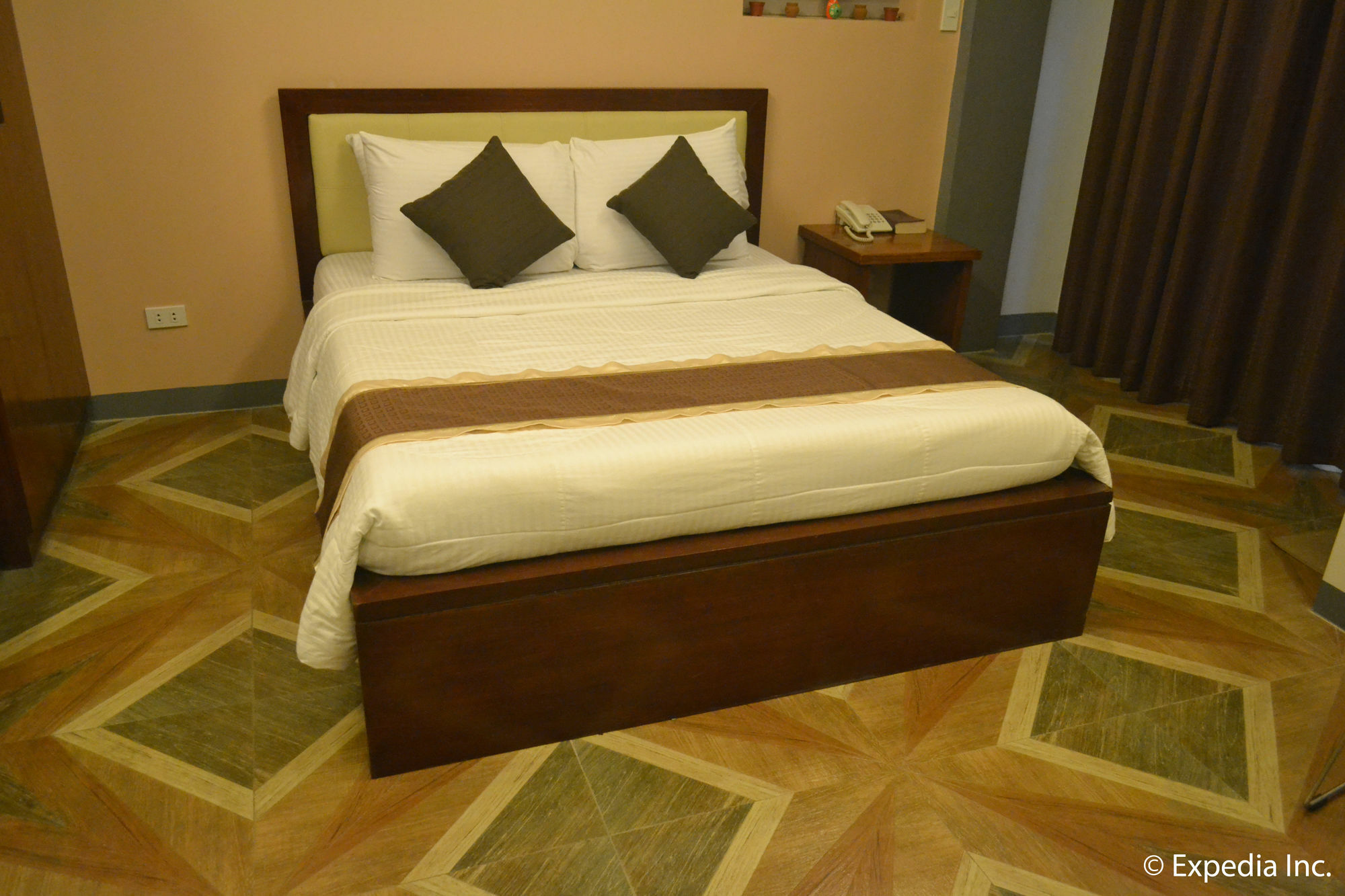 Nao Hotel Tagaytay City Extérieur photo
